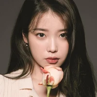 IU
