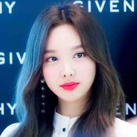 Im Nayeon
