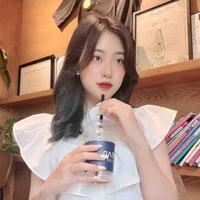 Phương Thảo( e gái  Tuấn Hiếu)