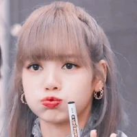 lalisa ny chị họ nàng