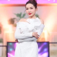 Khả Như( chị Huy)