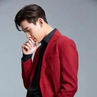 Kunpimook Bhuwakul(BamBam)