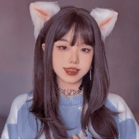 Mina(bạn của Y/n)