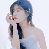 Triệu Lộ Tư