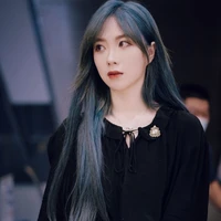 Trịnh Đan Ny "em cô"