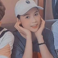 Hà My (Sam) 17 tủi