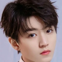 Vương Tuấn Khải