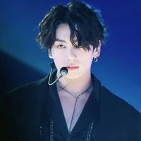 Jeon Jungkook- Hắn