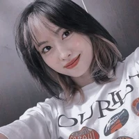 Hirai Momo