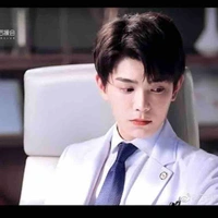 Đinh Vũ Hề( baba cậu +y+ em)