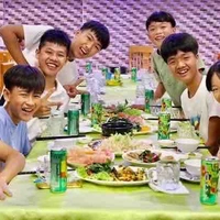 Cả team