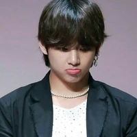 Kim Taehyung (hắn)