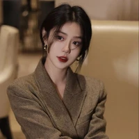 Lục Diêu Phương (bạn thân nu9)