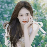 Hiểu Thanh (chị của Vũ Triết)