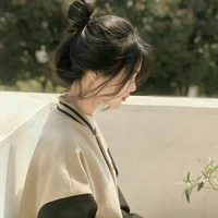 Định Hương Giang_Lớp trưởng lớp 11A3