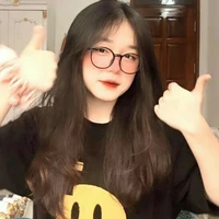 bạn học nữ cùng trường