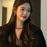 Hoàng Linh Trâm Anh(nu9)