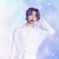 Park Jimin (y)