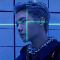 Jung Hoseok (hope)