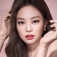 tiểu thư Jen