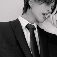 Hoàng Long ( John )