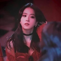 Kim Jisoo (cô)
