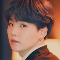 Min Yoongi - Suga