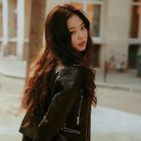 Kim Jennie (em)