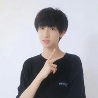 Đồng Vũ Khôn(cậu)