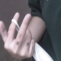 mới cut tóc như đầu buồi=))