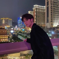 Hoàng Sư Tử / @Leo