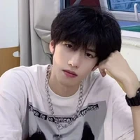 Trần Kim Ngưu-Tau_Trần