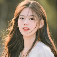 Yuna - Tác giả