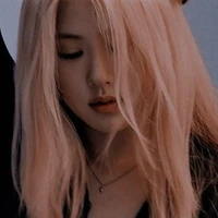 Roseanne Park-cô-