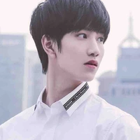 Ngao Tử Dật (anh)