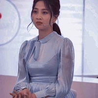 Giáo viên- Liêu Hà Trinh