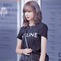 Lalisa(Cô)