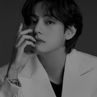 Kim Taehyung - Hắn