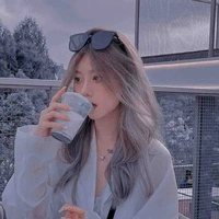 Kim y/n