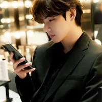 Kim Taehyung (V)