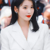 IU