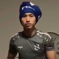 Văn Hậu(hung hăng)