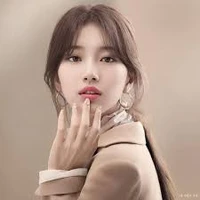 Tịnh Hương_bạn thân Giai Ý