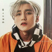 Sơn Tùng bạn Khánh