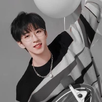 Hạ Tuấn Lâm  🐰