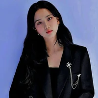 Kim Jisoo(cô)