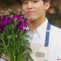 Jeongwoo 