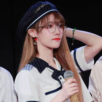 Trần Kha/Y/