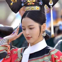 Kim Ngọc Nghiên-Gia Tần