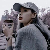 Lalisa Manobal